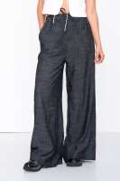 Hose aus Viskose-Leinen-Stoff