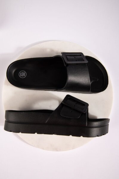 Platform sandals