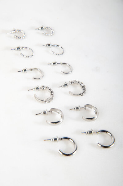 Earring set