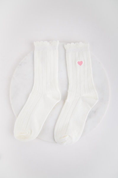 Socken mit Stickerei