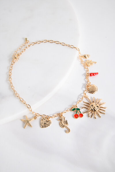 kette mit Anhängern