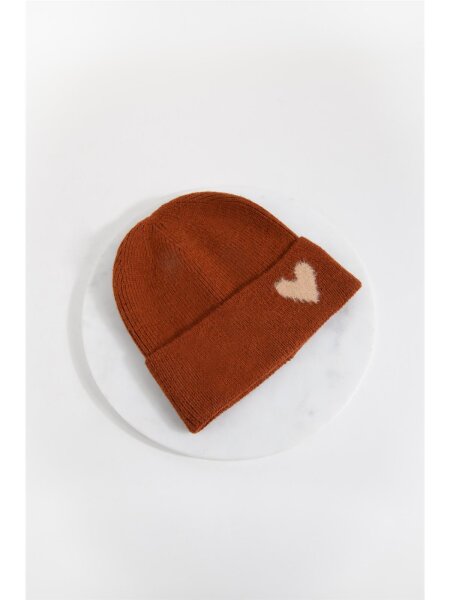 Beanie with Heart Detail