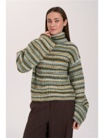 Pullover with Stripes and Turtleneck