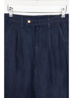 Jeanshose mit weitem Bein